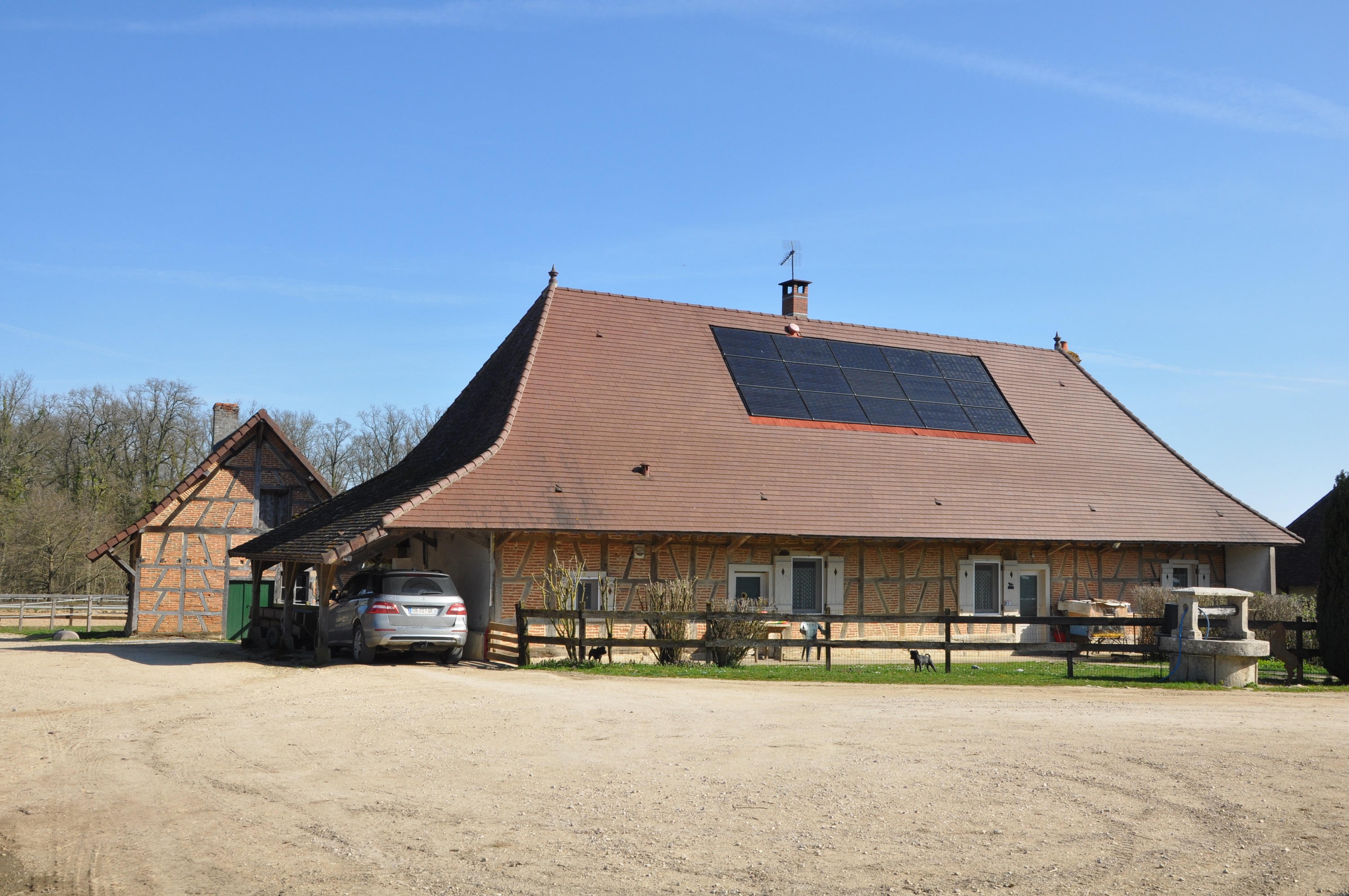 Ferme à Vendre Secteur Saint Germain Du Bois : L'immobilier De La Place ...